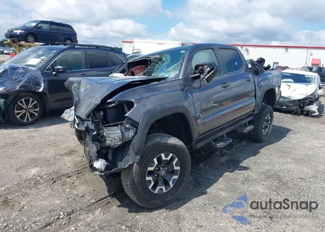 2021 Toyota Tacoma Trd Off-Road z USA, uszkodzony, nr VIN 3TYCZ5AN0MT051502
